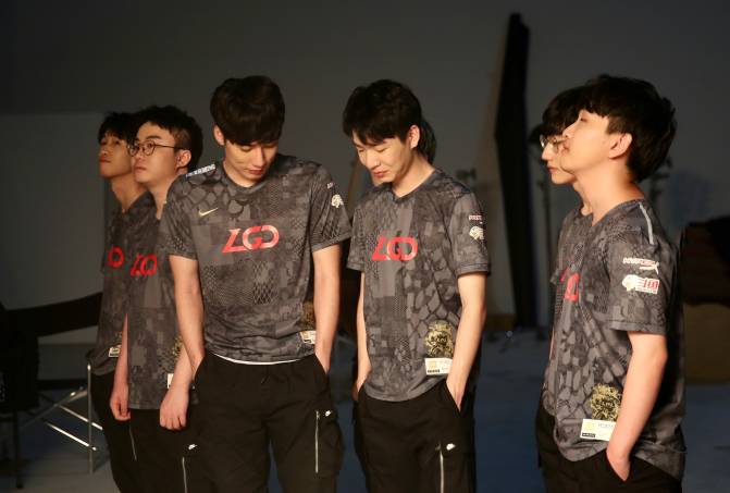 包含S赛队主教练发声,誓言带队登顶的词条 包含S赛队主教练发声,誓言带队登顶的词条