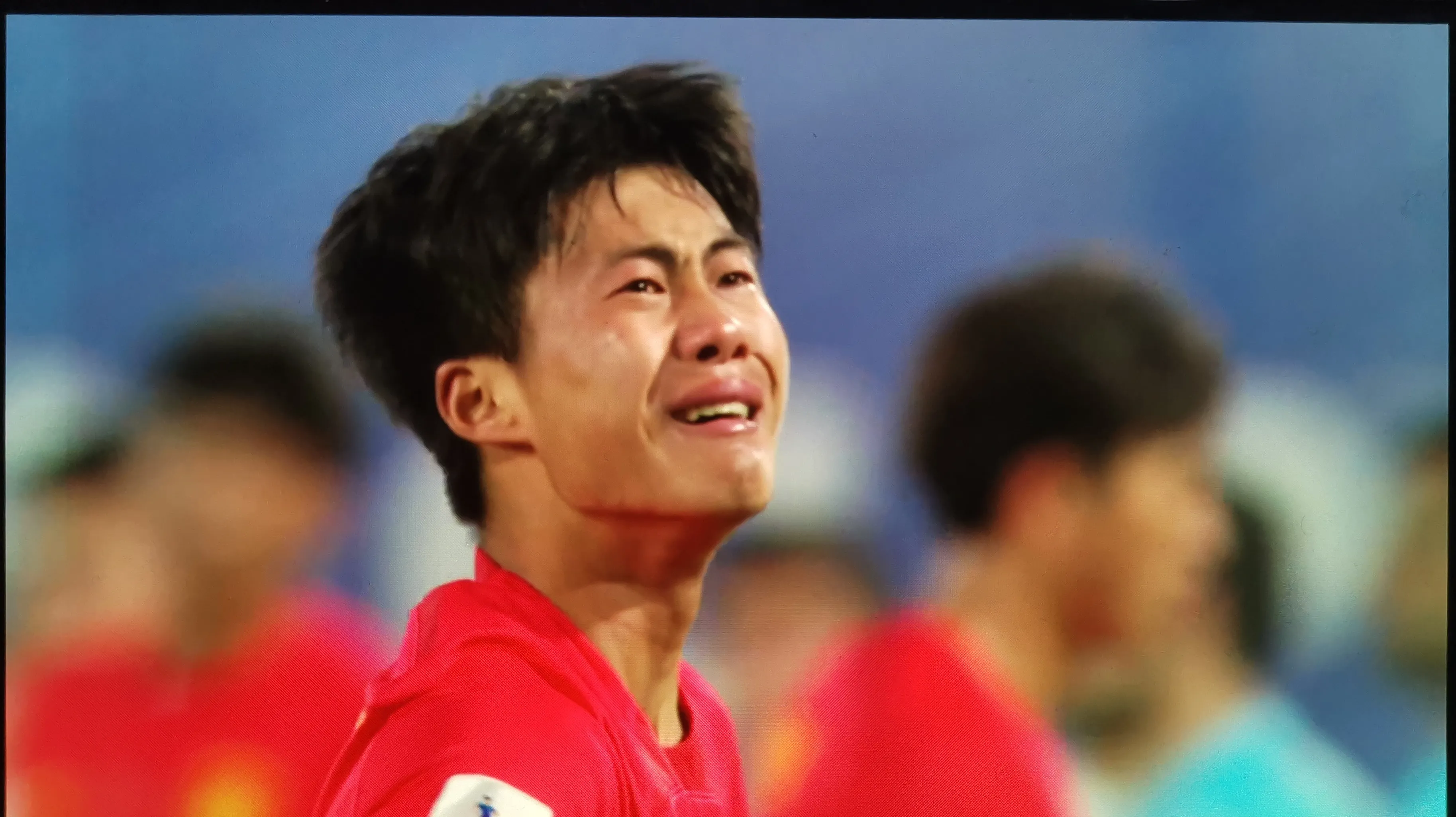 世界杯选手赛后落泪，背后故事感人的简单介绍