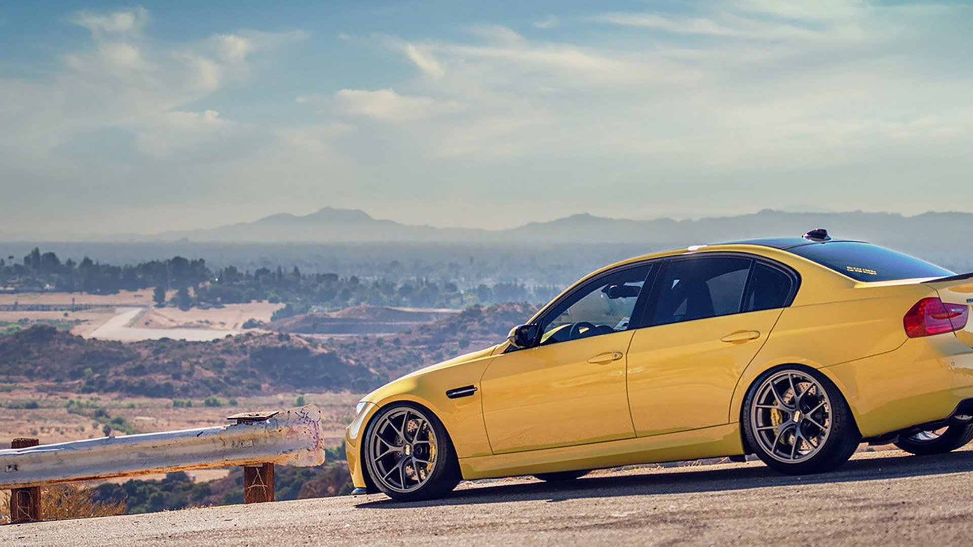 优雅的暴力，当冰岛冰川碾过苏格兰高地，佩德里在摩纳哥完成超车