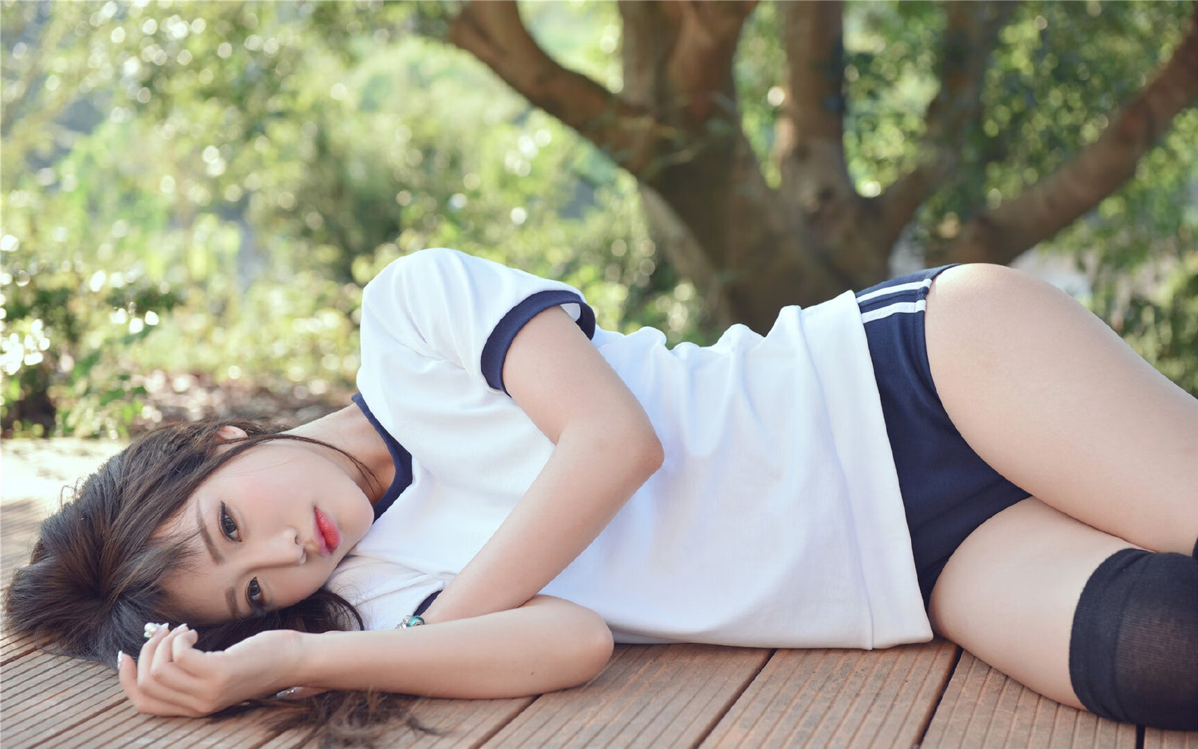 绿茵战场上的篮坛刺客，当德罗赞在欧冠淘汰赛之夜命中制胜连击