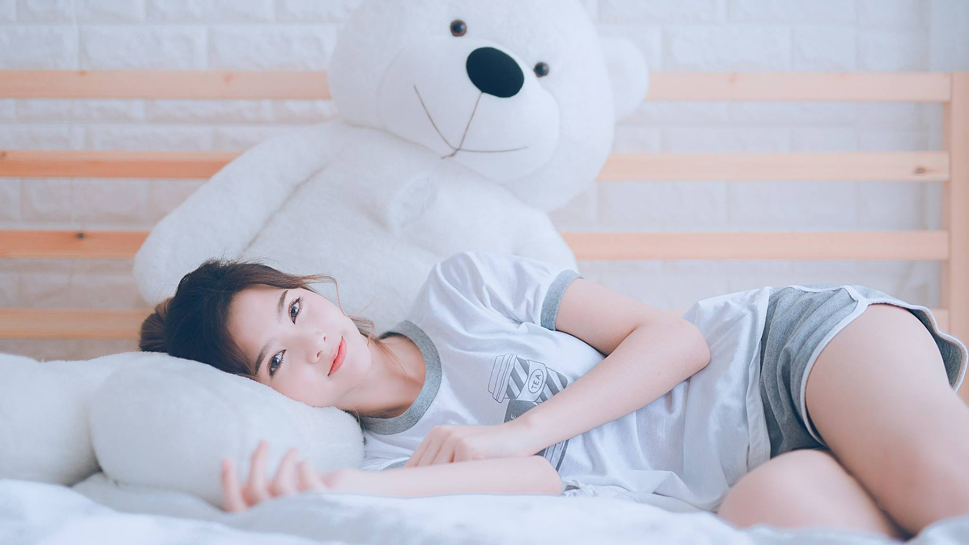 跨越时空的逆转叙事,从CBA赛场到世界杯舞台,永不熄灭的竞技之火